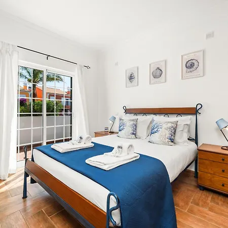 With Private Pool Steps From #2025 Vakantiehuis Burgau